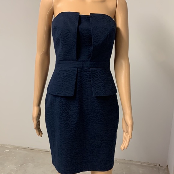 Banana Republic Navy Strapless Peplum Dress, size 2 Petite - Picture 9 of 13